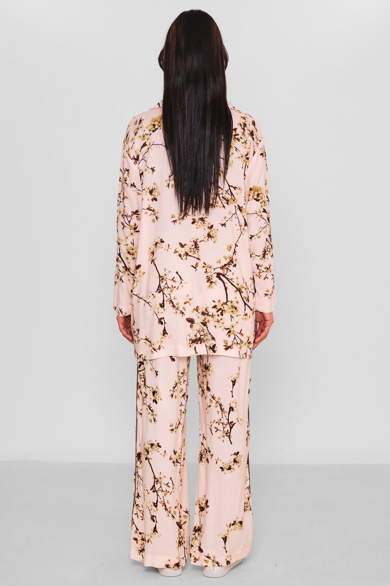 Qlishe - Regular Size Suit (QLH26Y30387) - 8690200136146