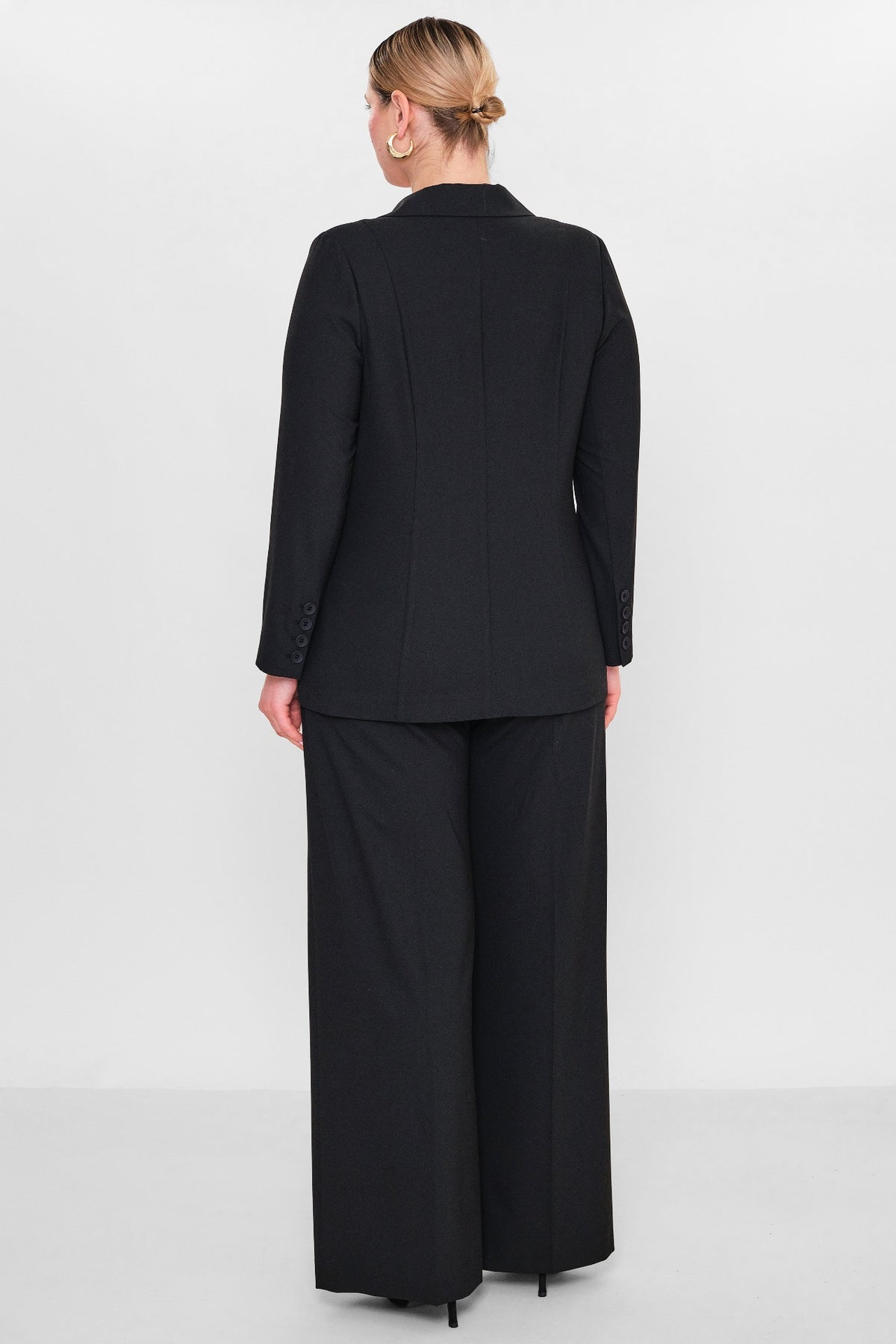 Meira - Plus Size Suit (MEI26Y8455)