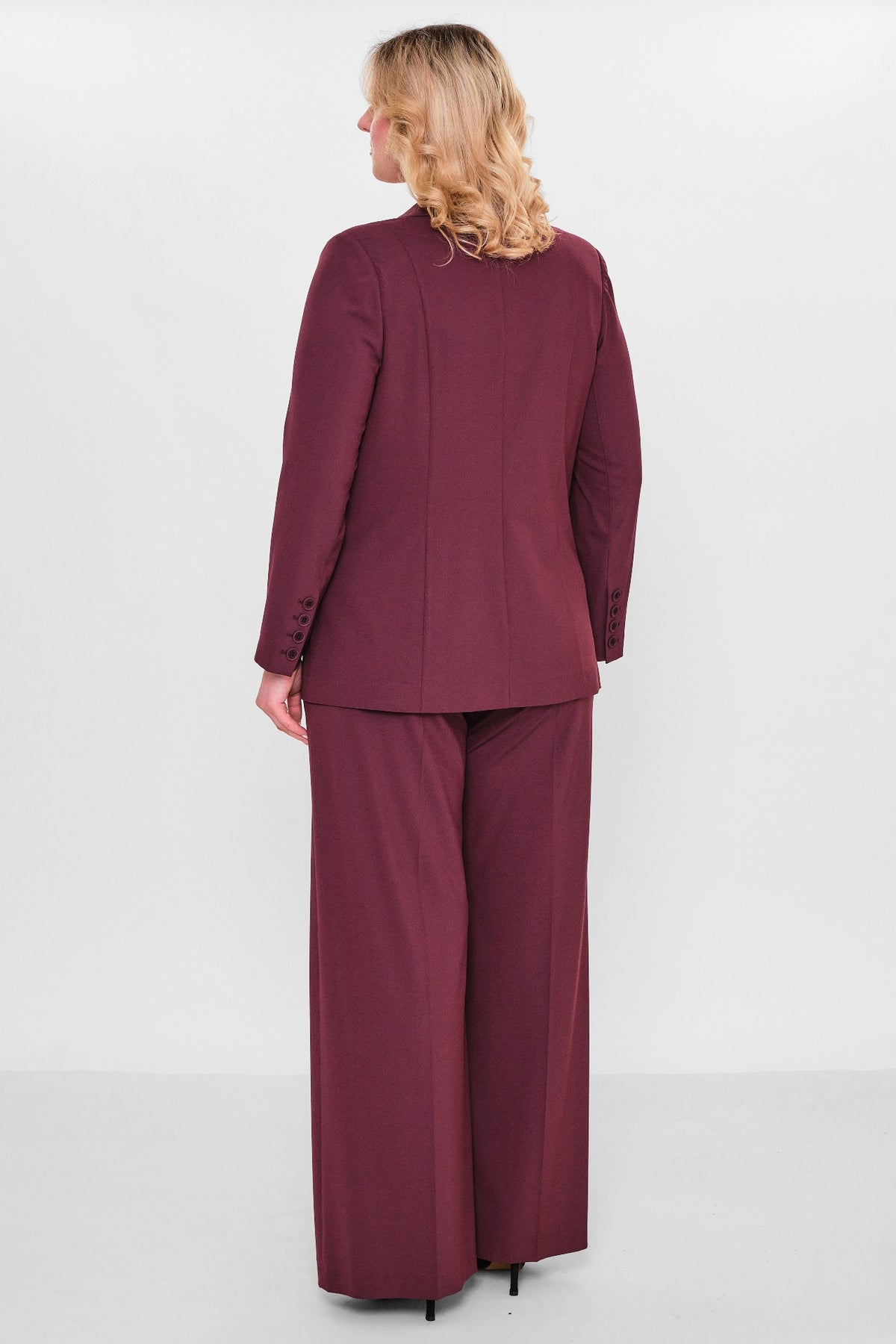 Meira - Plus Size Suit (MEI26Y8455)