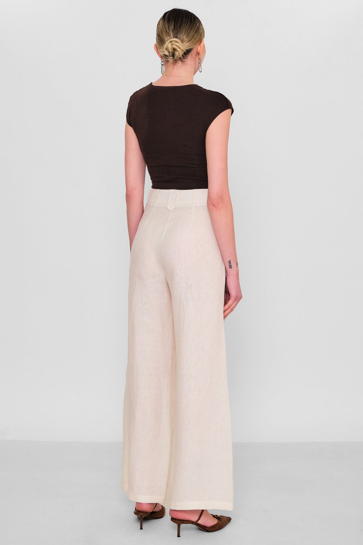 Jarrivee - Regular Size Trousers (JRVSS26J1133)