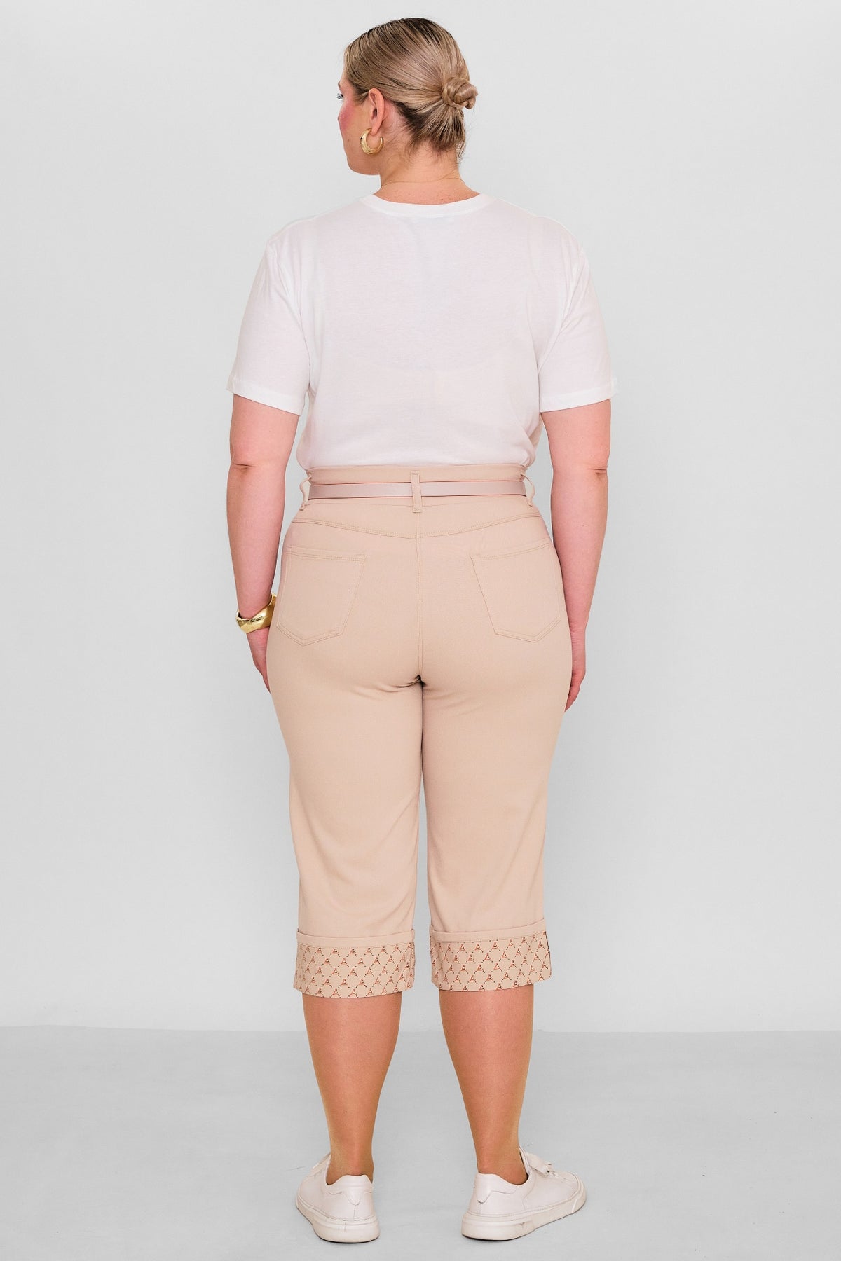 Elitline - Plus Size Capri Pants (ELT26Y5-43-4001) - 8690200182174
