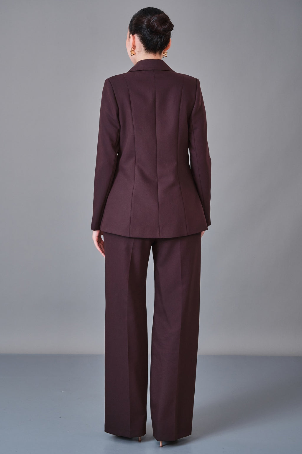 Meira - Regular Size Suit (MEI27K8720)