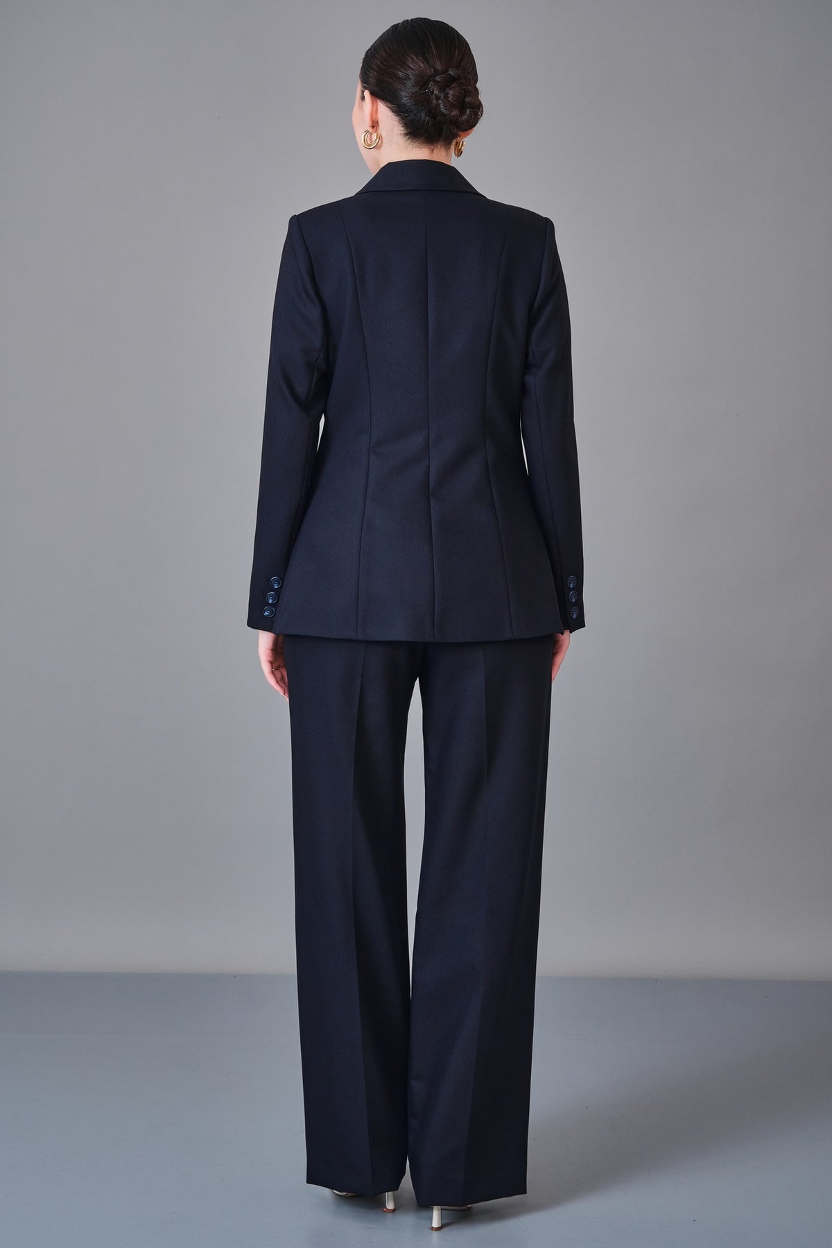 Meira - Regular Size Suit (MEI27K8680) - 8690200213496