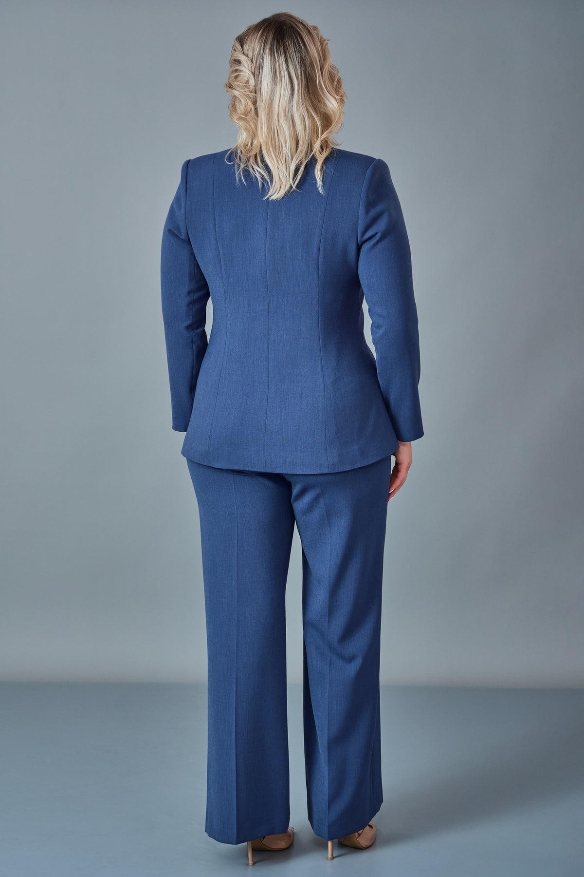 Meira - Plus Size Suit (MEI27K8775)