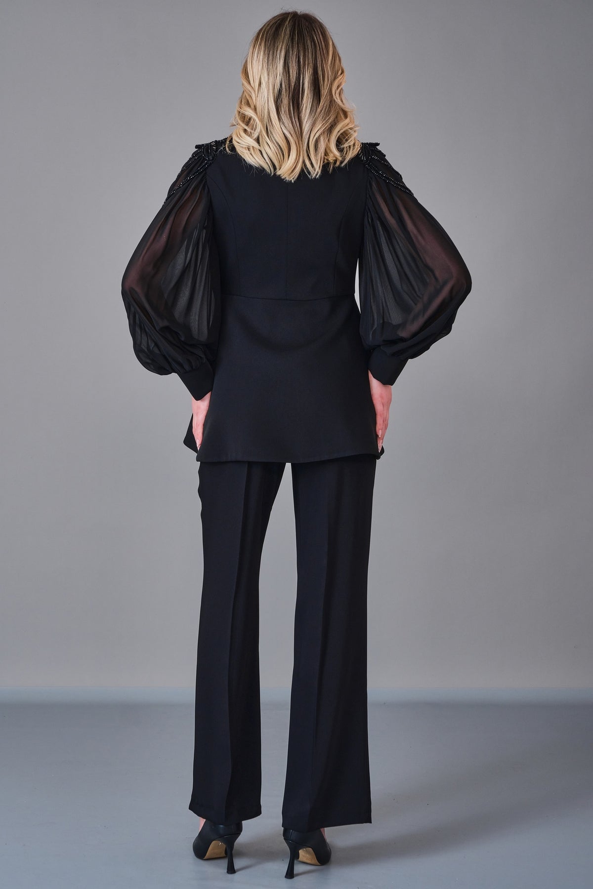 Qne Tu - Regular Size Suit (QNE27K5332)