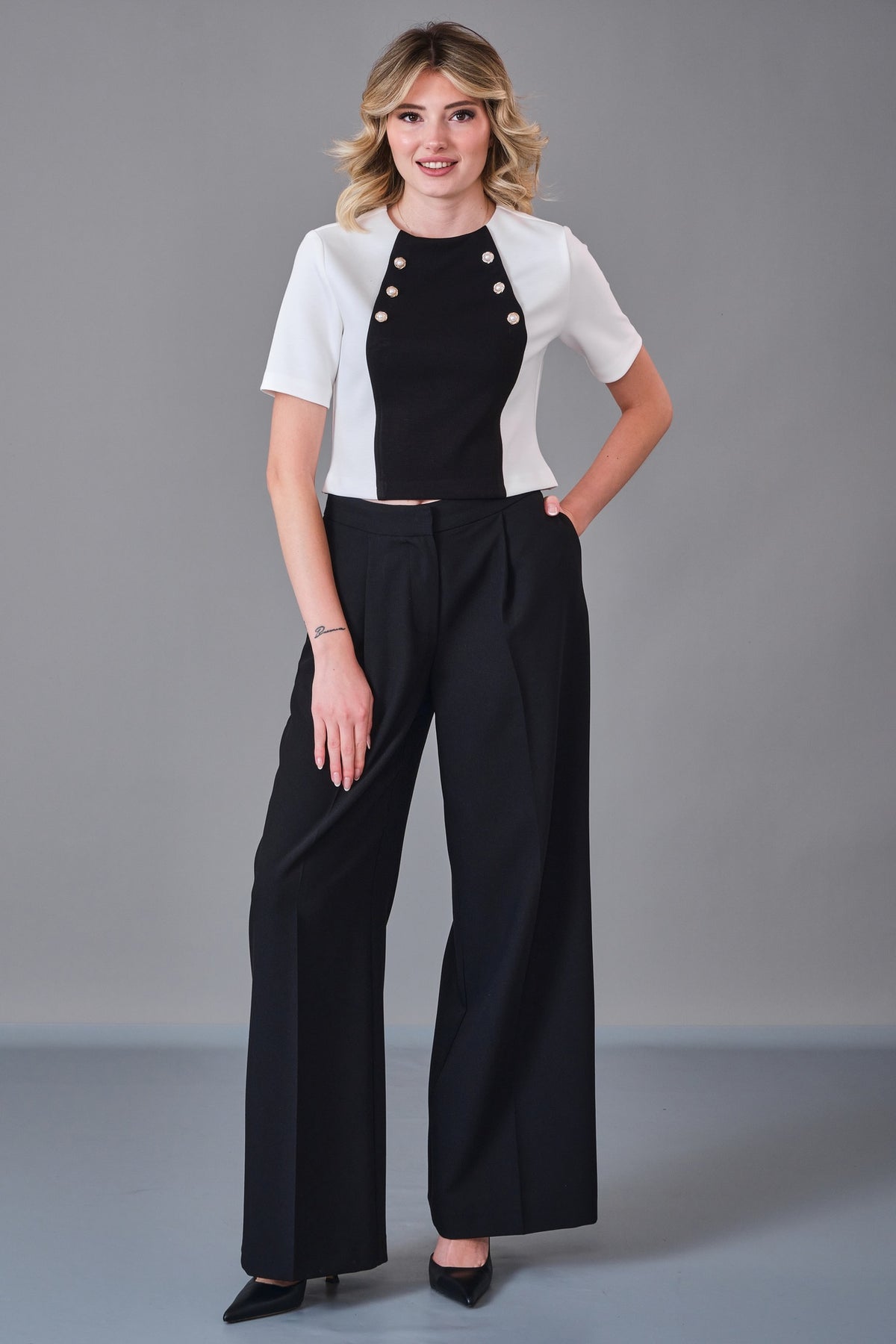 Laluce - Regular Size Trousers (LL.K27.PNT.LP230)