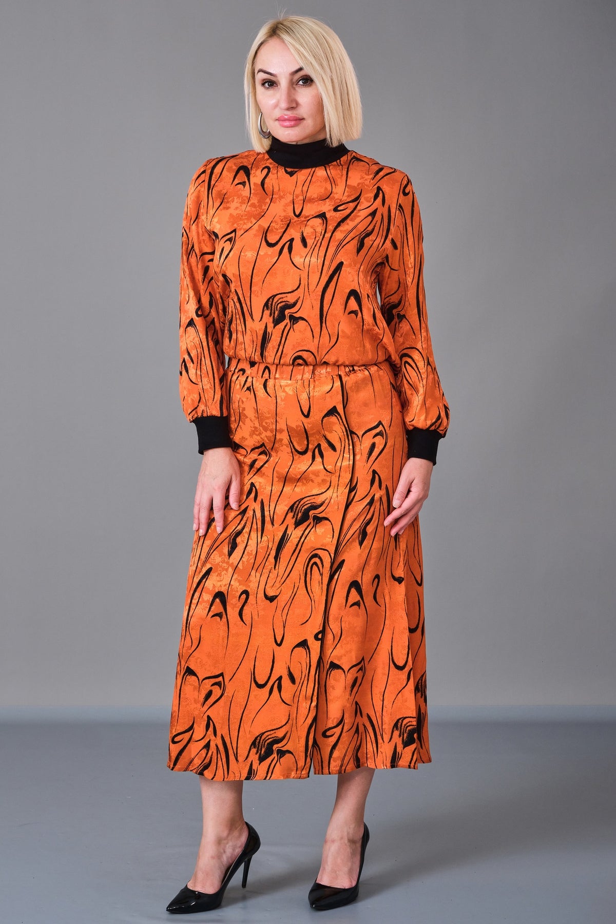 Revaro - Regular Size Suit (REV27KTK-1386)