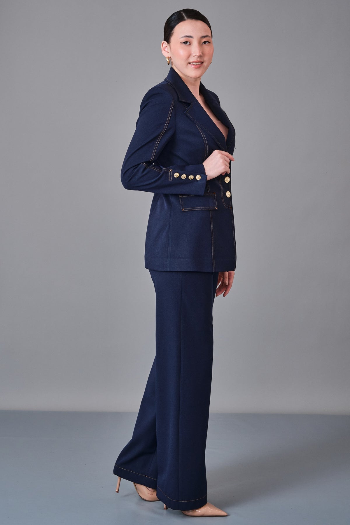 Meira - Regular Size Suit (MEI27K8800)