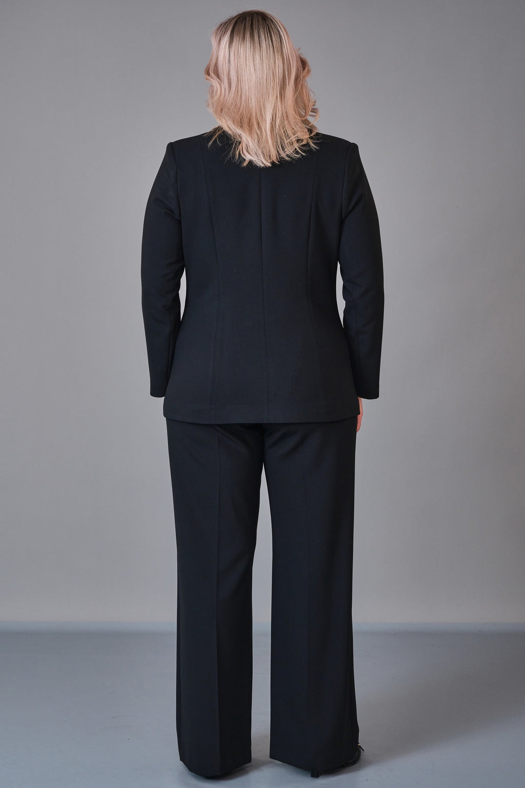 Meira - Plus Size Suit (MEI27K8785)