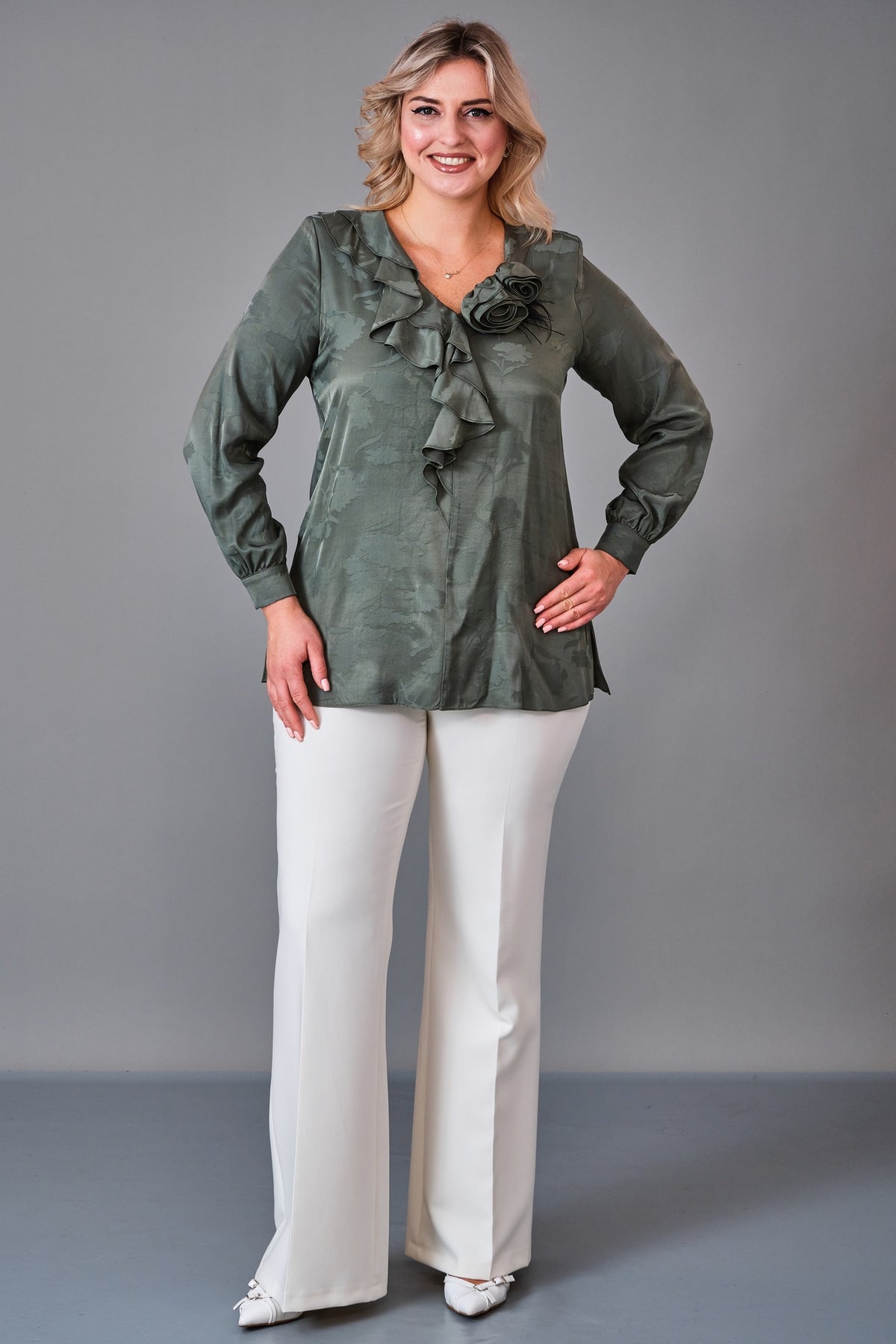 Kifayet - Plus Size Blouse (KFT27K18801)