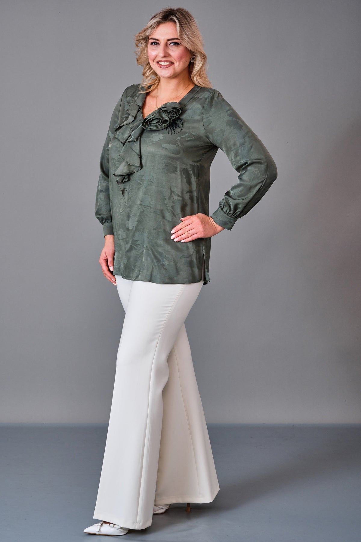 Kifayet - Plus Size Blouse (KFT27K18801)