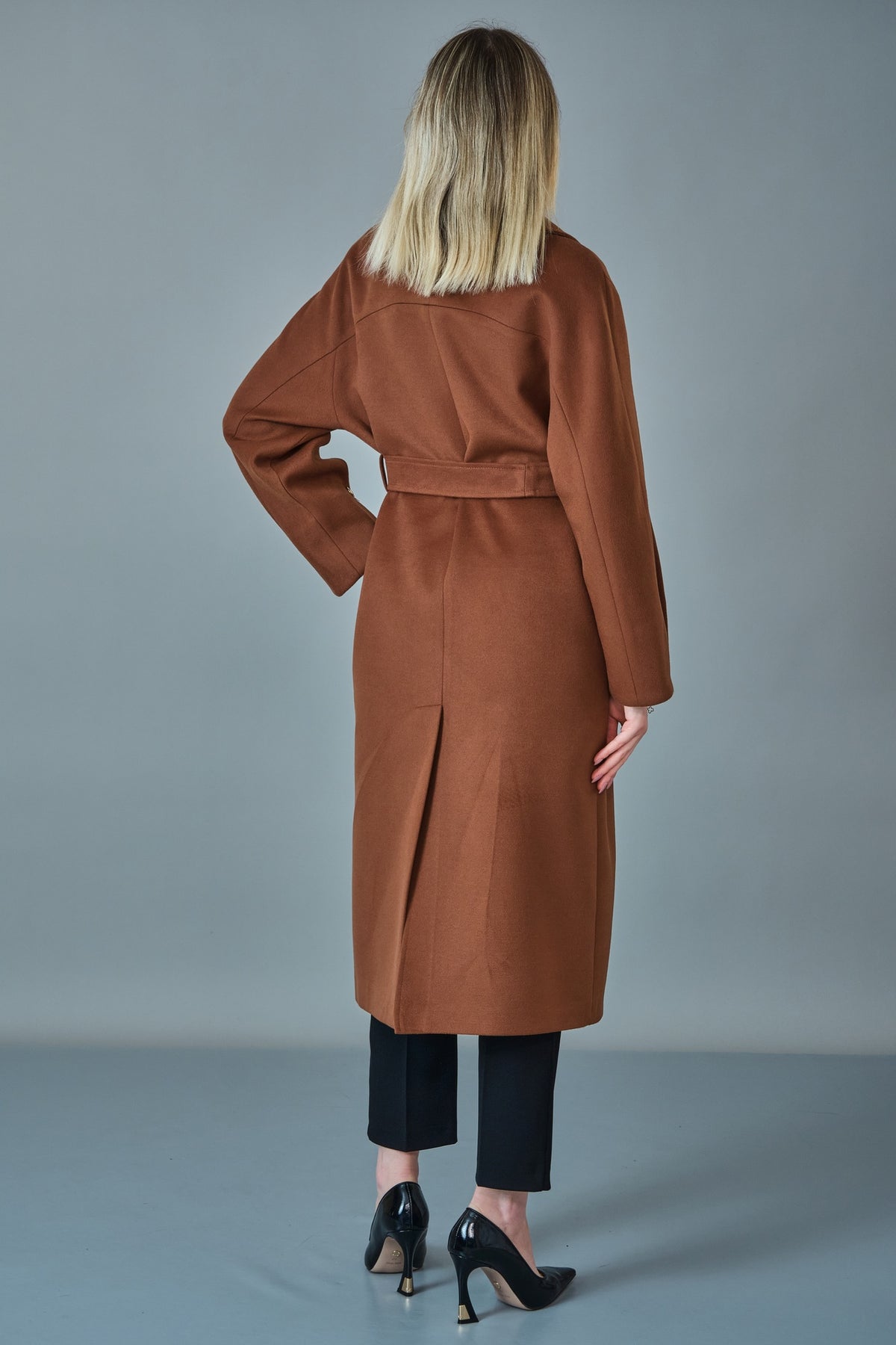 Renata - Regular Size Coat (REN27K1810)