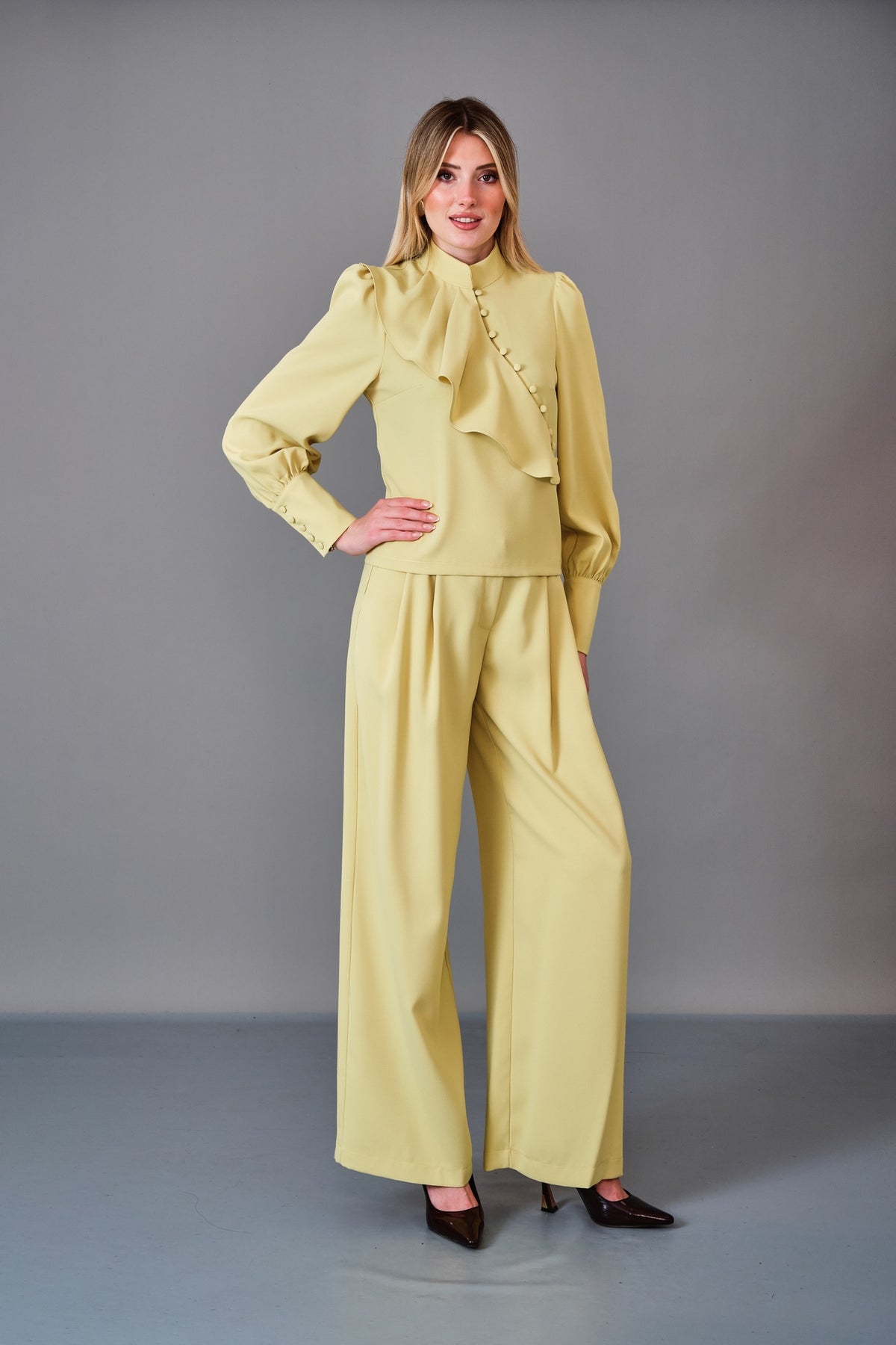 Myraang - Regular Size Blouse (MRG27K02-3166)