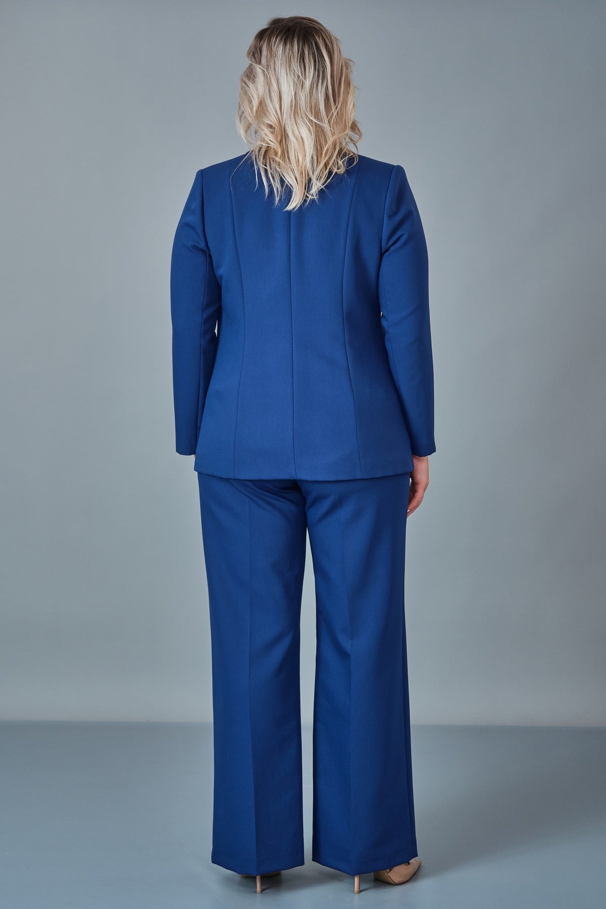 Meira - Plus Size Suit (MEI27K8725)