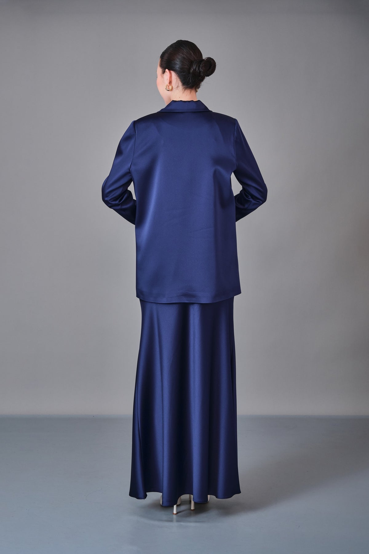 Orient - Regular Size Suit (ORI27K6453)