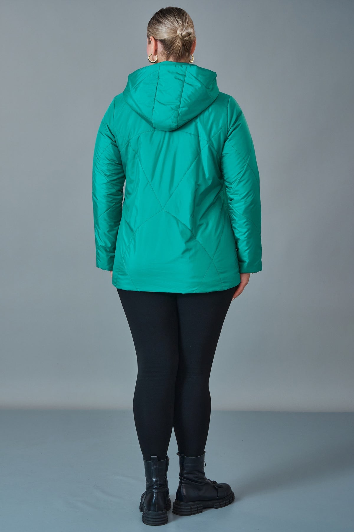 To-See - Plus Size Coat (VVL27K4619)