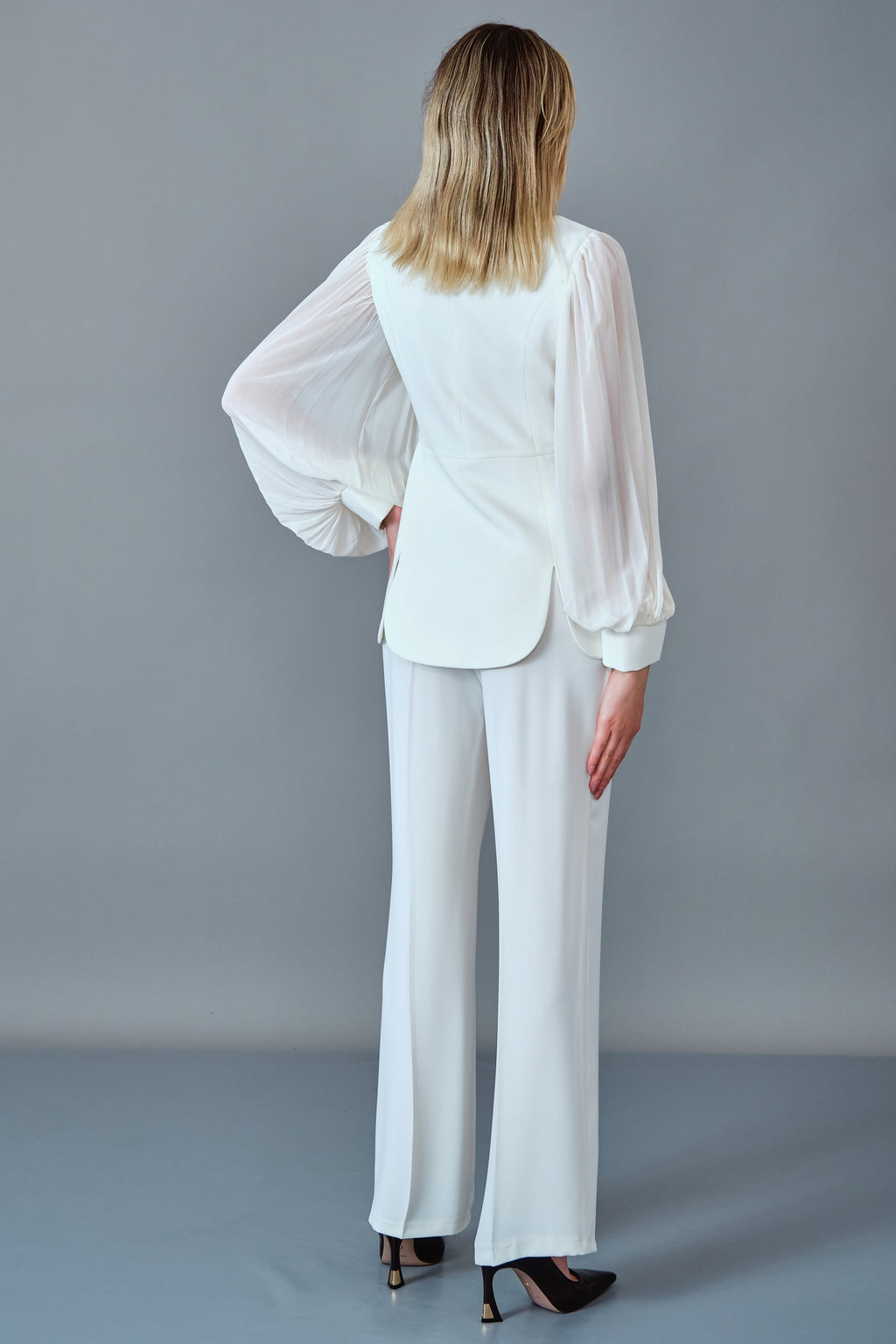 Qne Tu - Regular Size Suit (QNE27K5274)