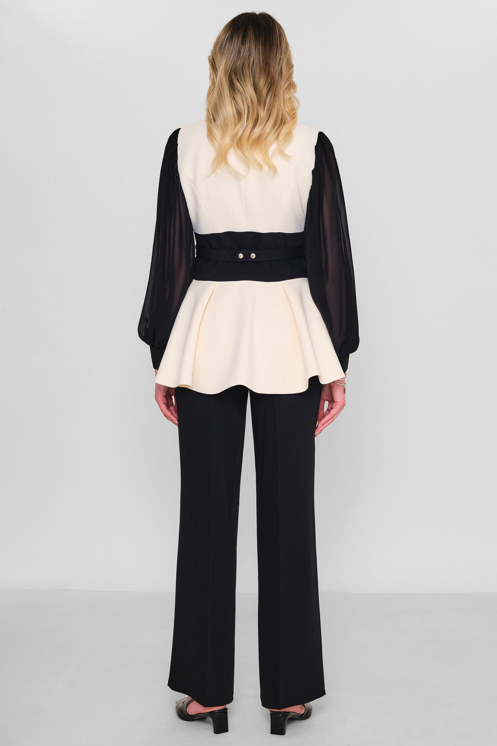 Qne Tu - Regular Size Suit (QNE27K5185)