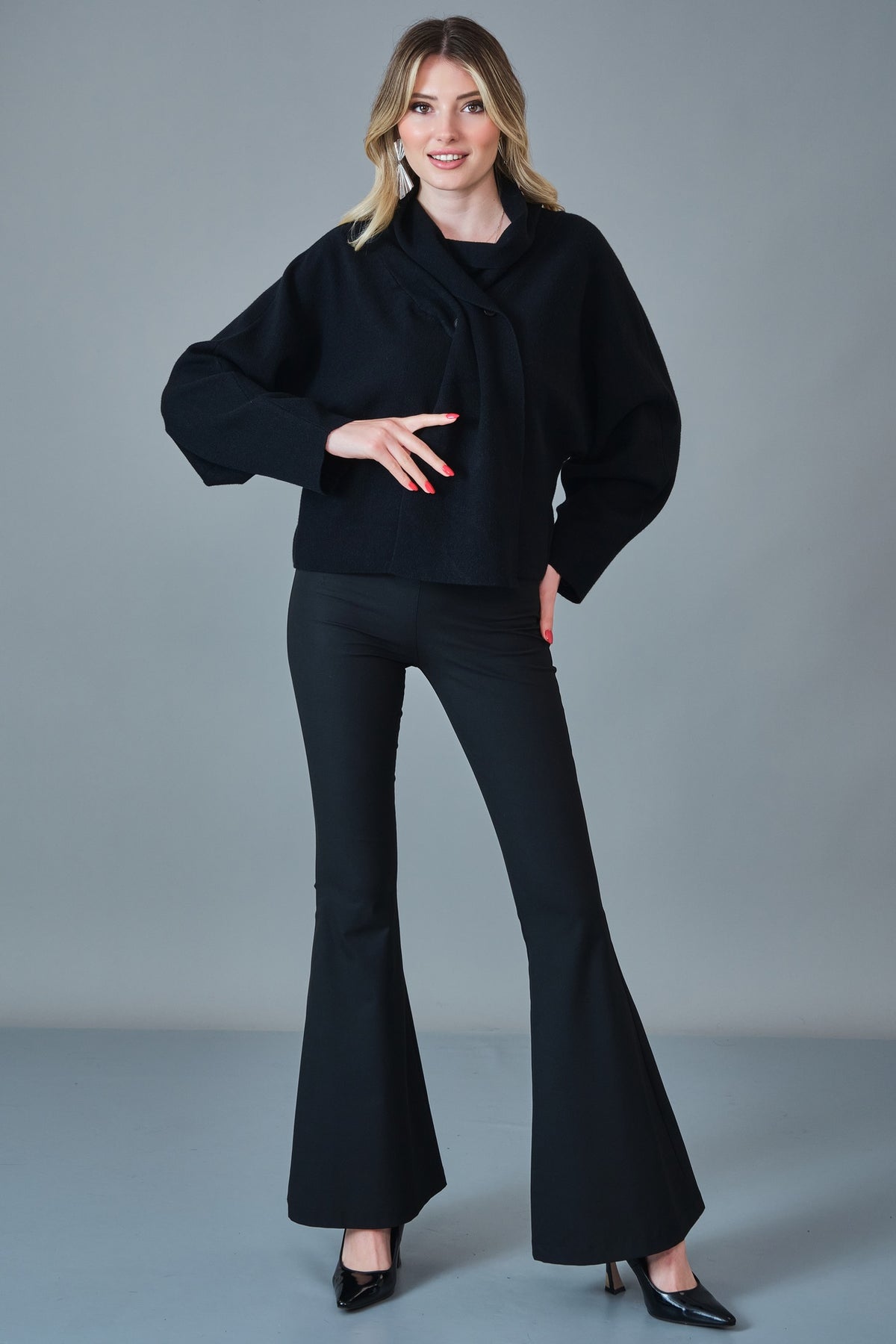 Diagonal - Regular Size Cardigan (DGN27K12602)