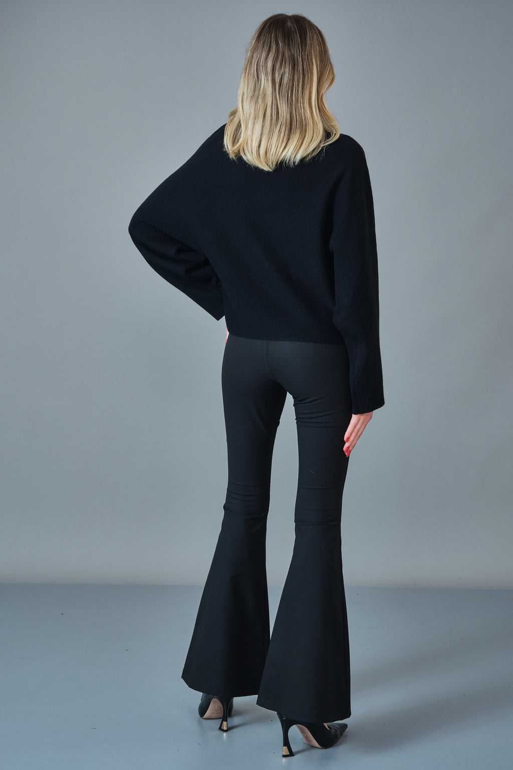Diagonal - Regular Size Cardigan (DGN27K12602)