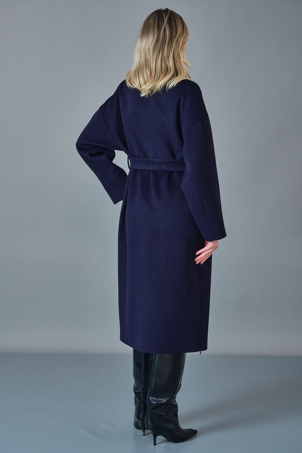 Renata - Regular Size Coat (REN27K1602)