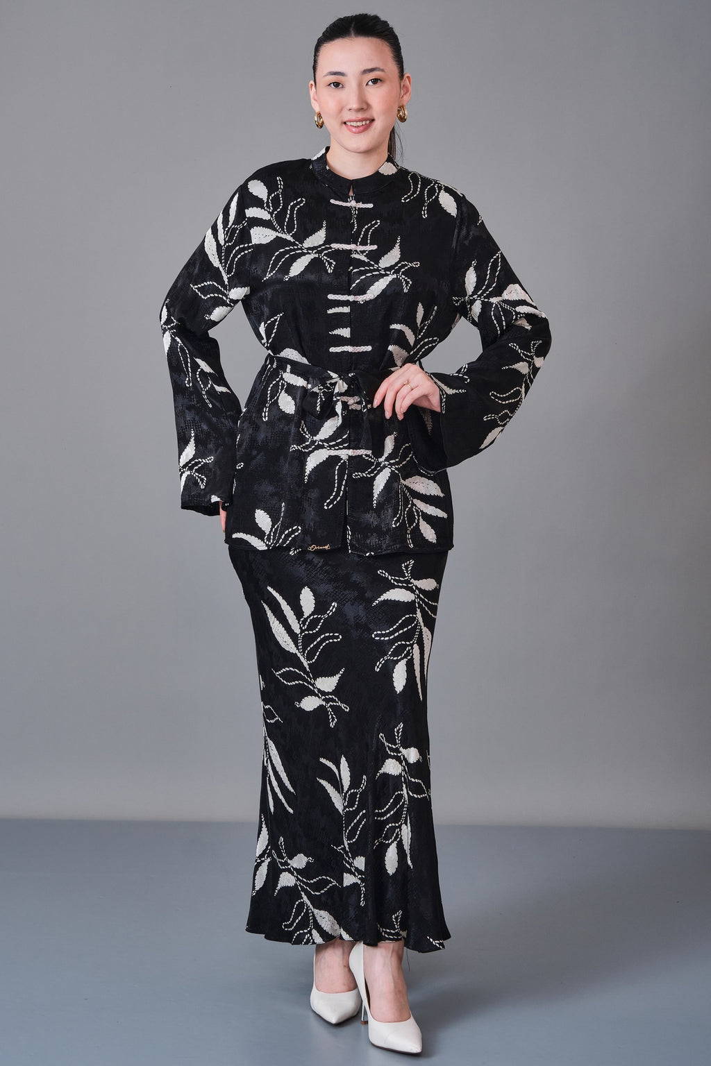 Orient - Regular Size Suit (ORI27K6506)