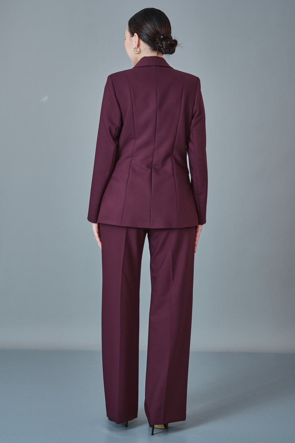 Meira - Regular Size Suit (MEI27K8730)