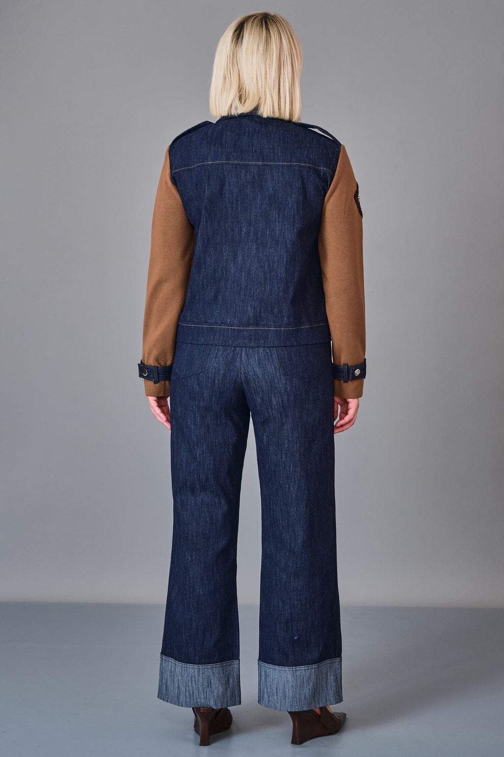 Vedi - Regular Size Jacket (VED27K8813)