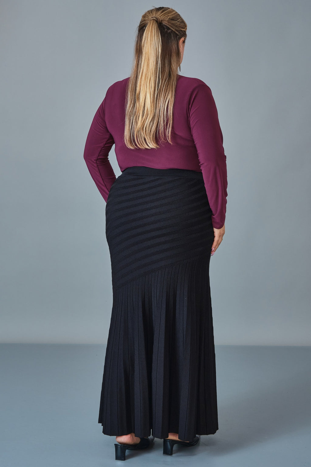 Desender - Plus Size Skirt (DES27K5459)
