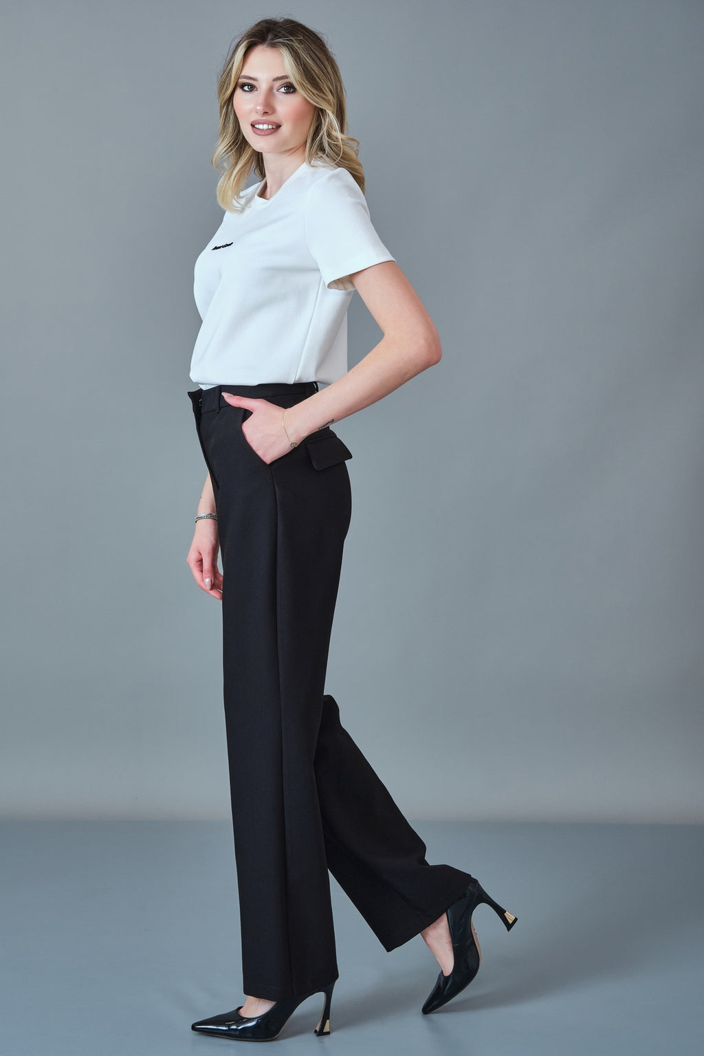 Diagonal - Regular Size Trousers (DGN27K90217)