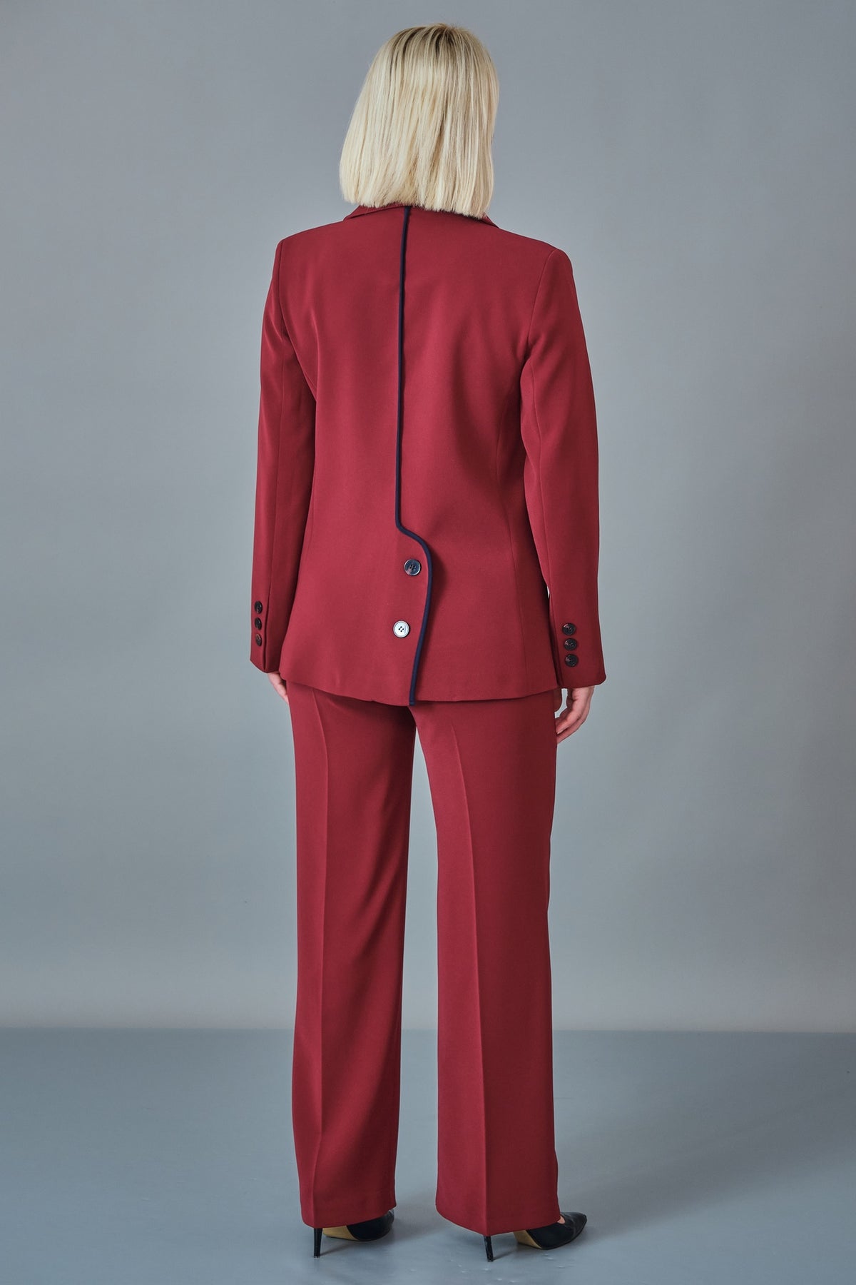 Salkim - Regular Size Suit (SAL27K66527)