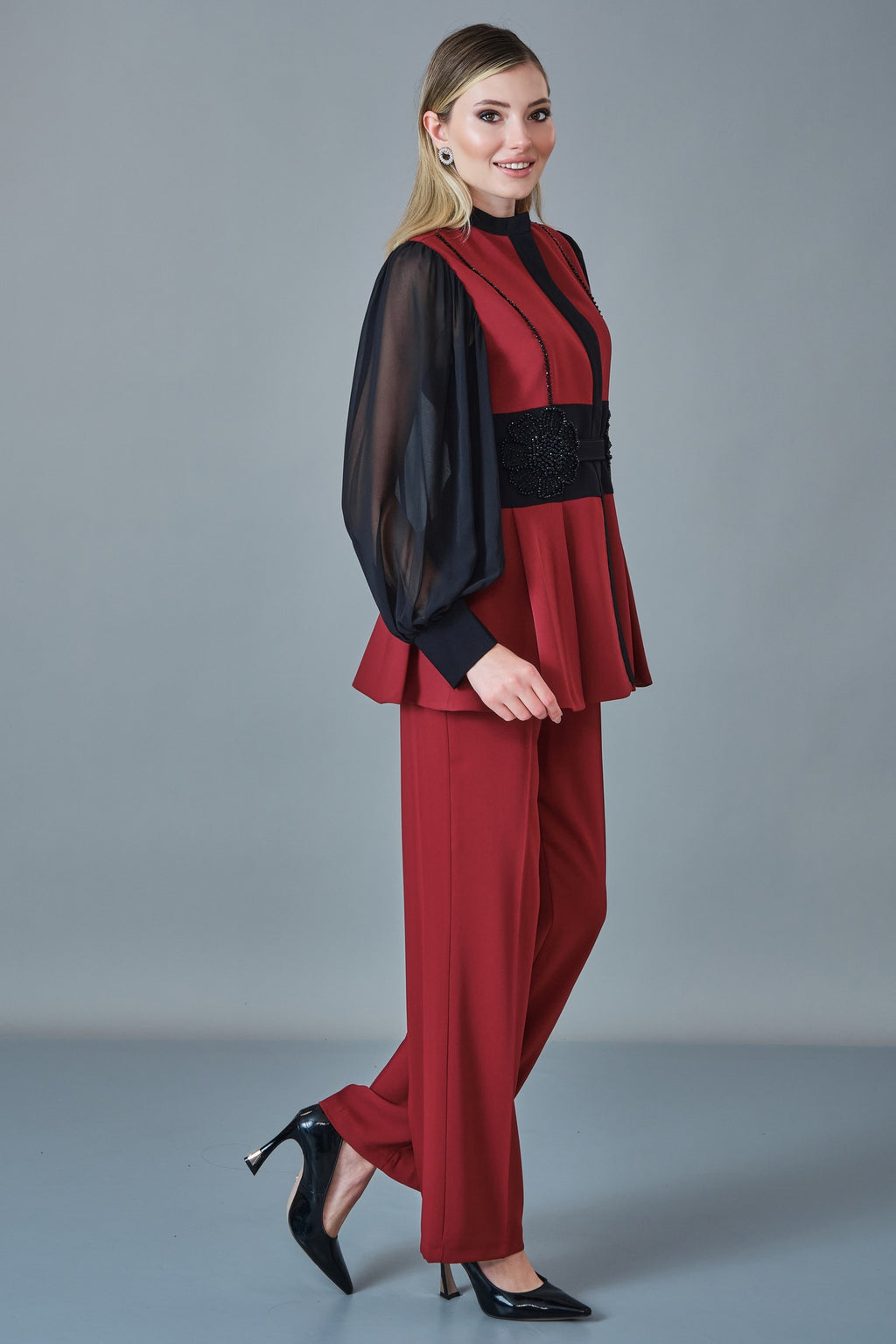 Qne Tu - Regular Size Suit (QNE27K5185)