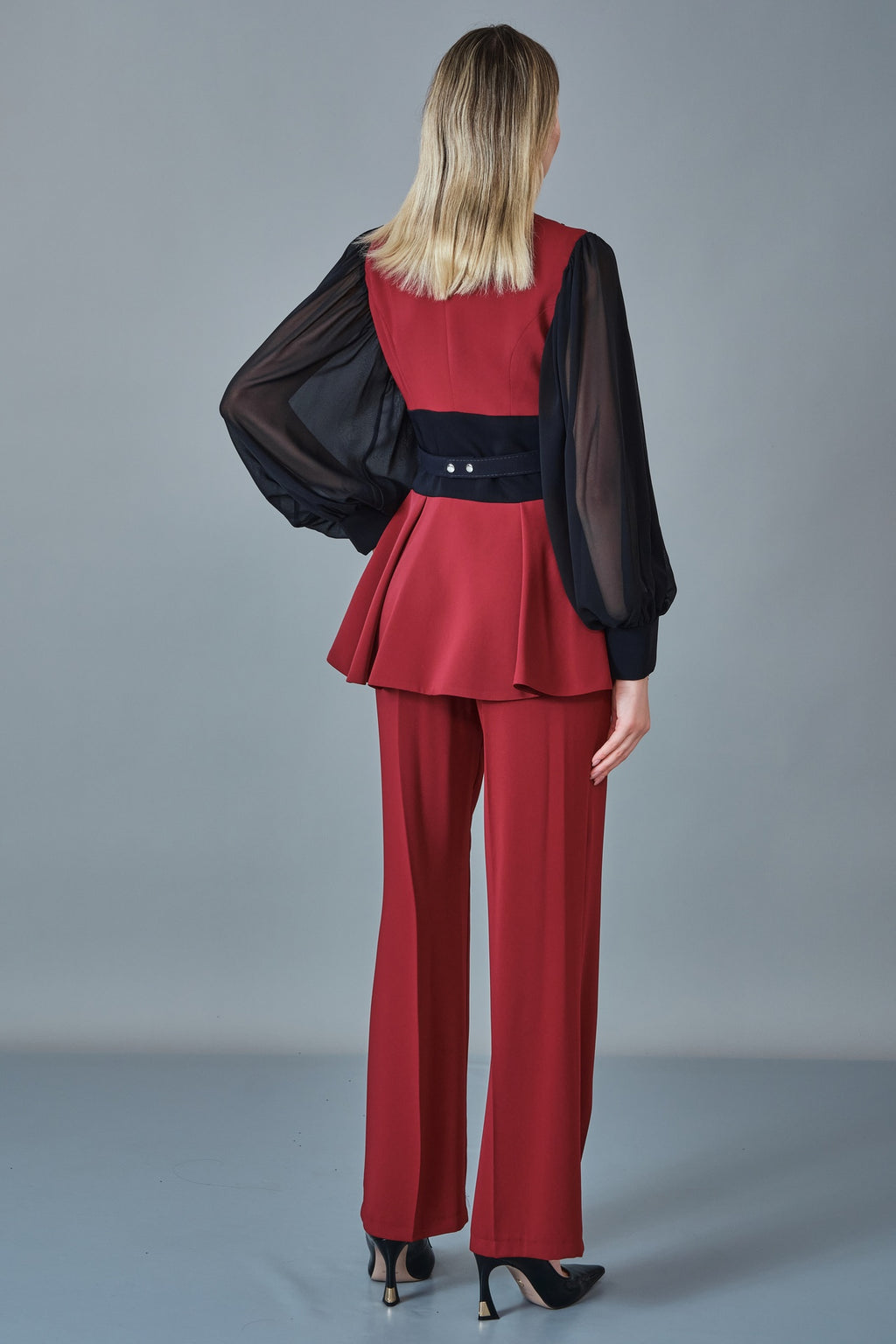 Qne Tu - Regular Size Suit (QNE27K5185)