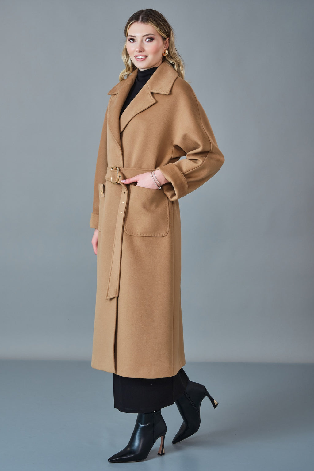 Renata - Regular Size Coat (REN27K1582)