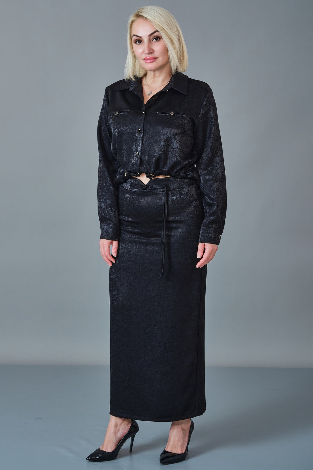 Revaro - Regular Size Suit (REV27KTK-1397)