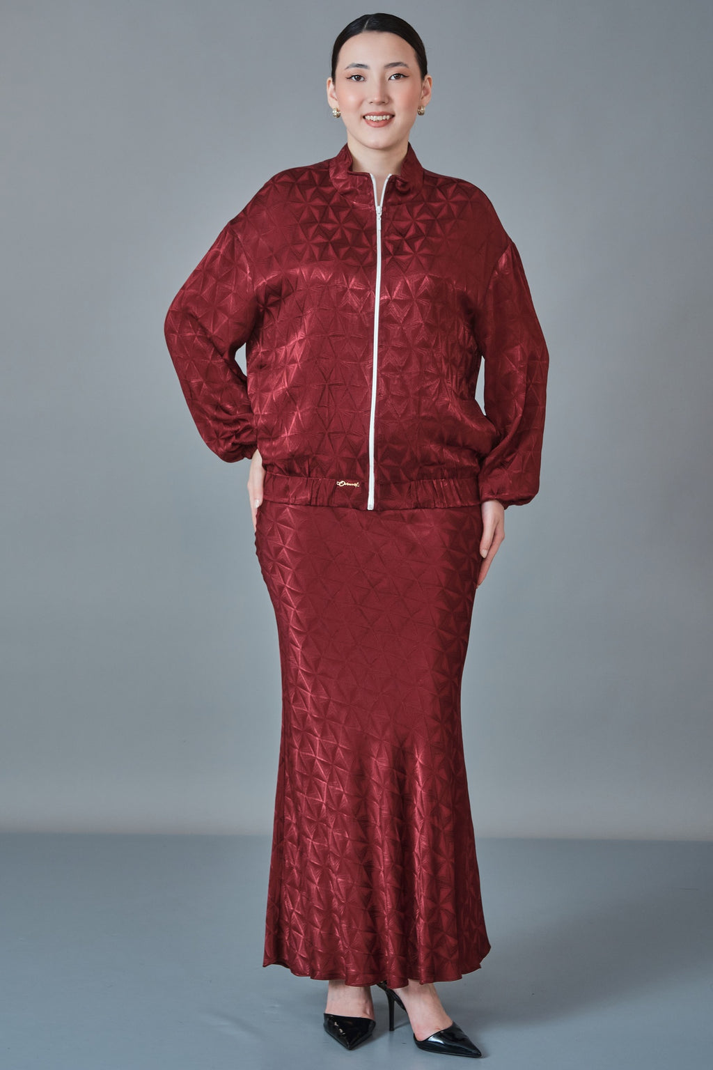 Orient - Regular Size Suit (ORI27K6518)