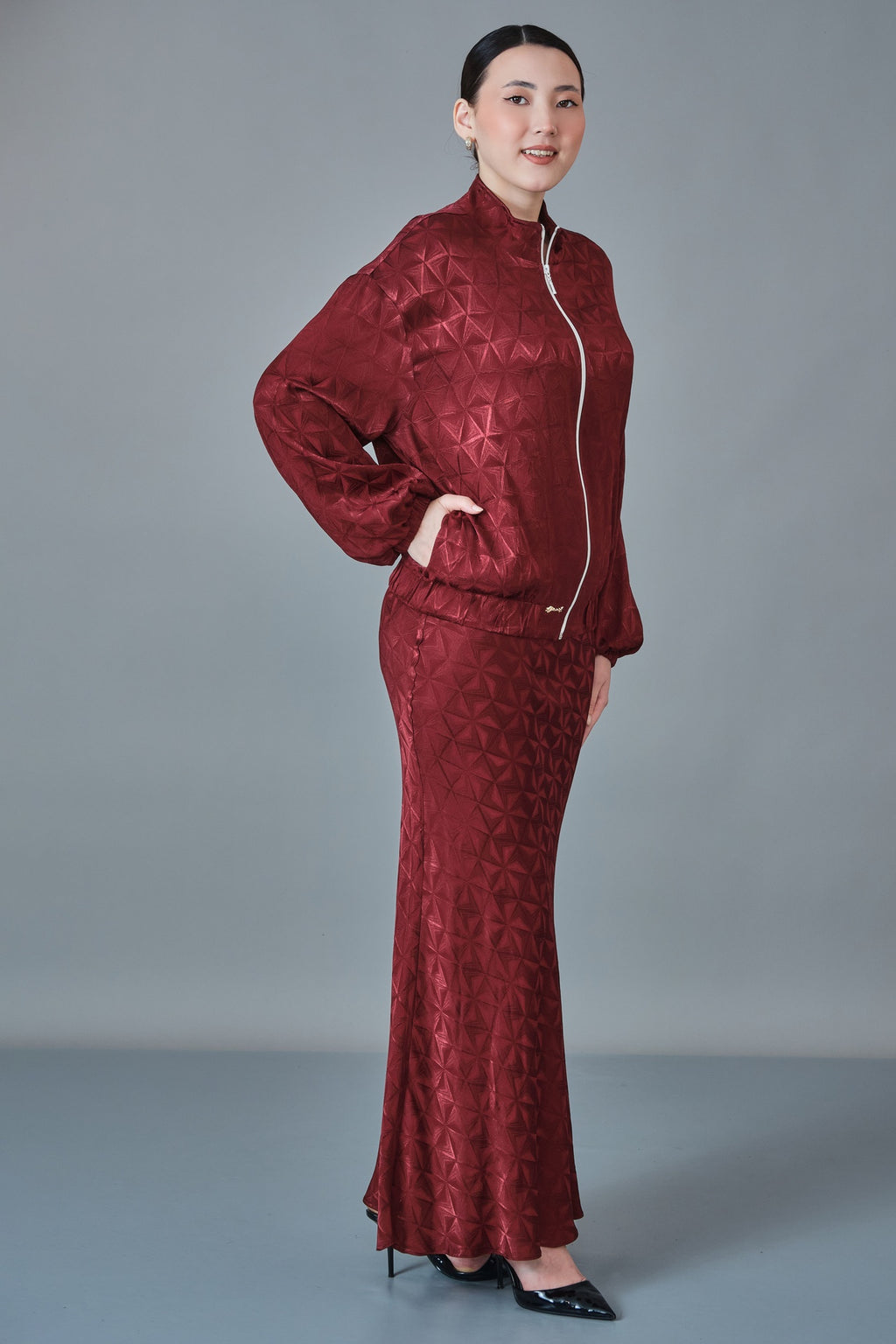 Orient - Regular Size Suit (ORI27K6518)