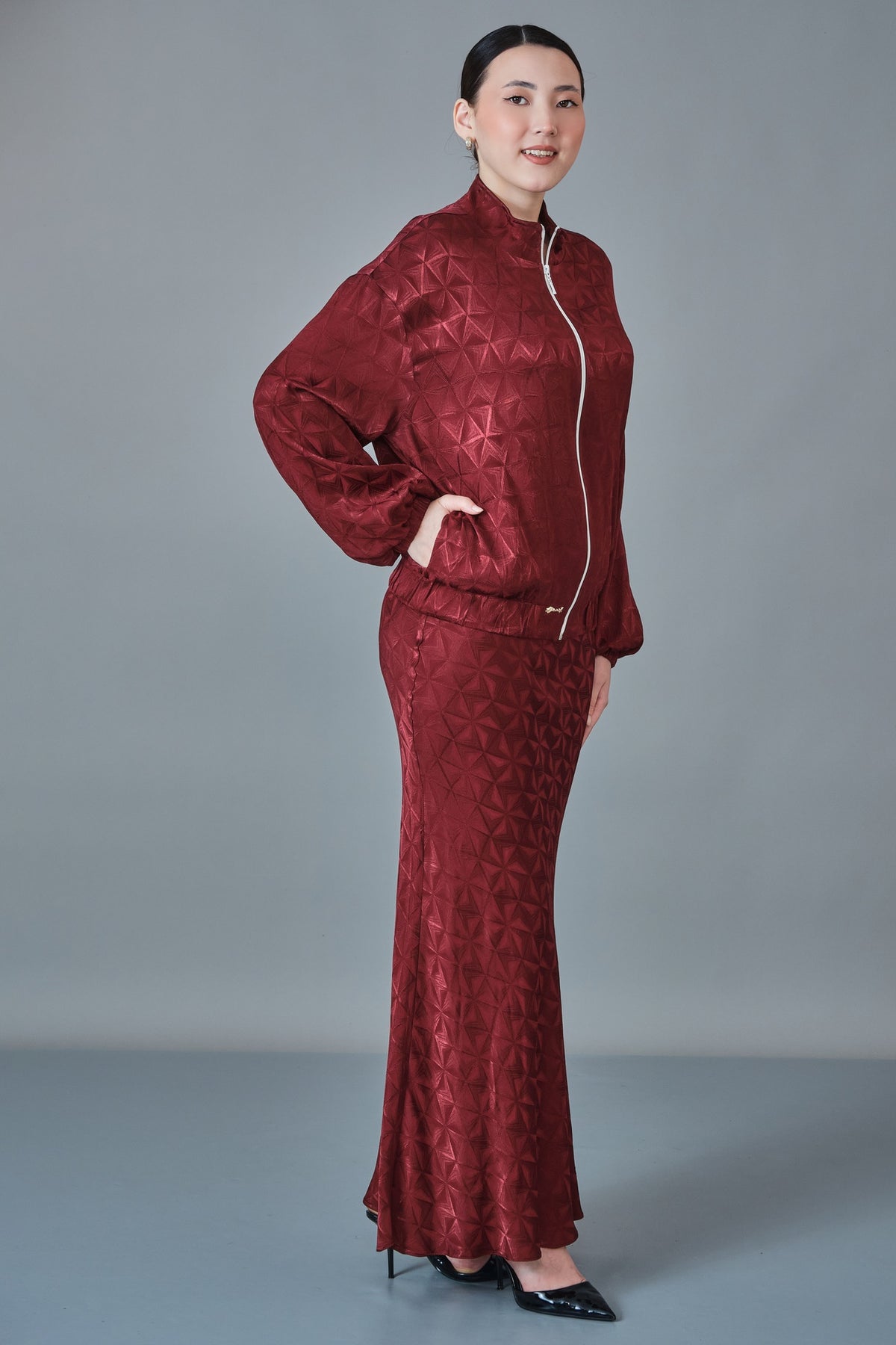 Orient - Regular Size Suit (ORI27K6518)