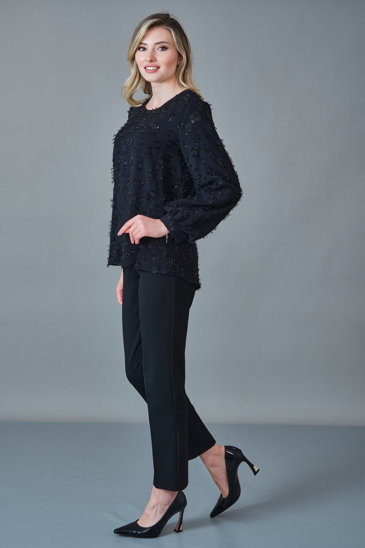Modalinda - Regular Size Blouse (MDL27K46525)