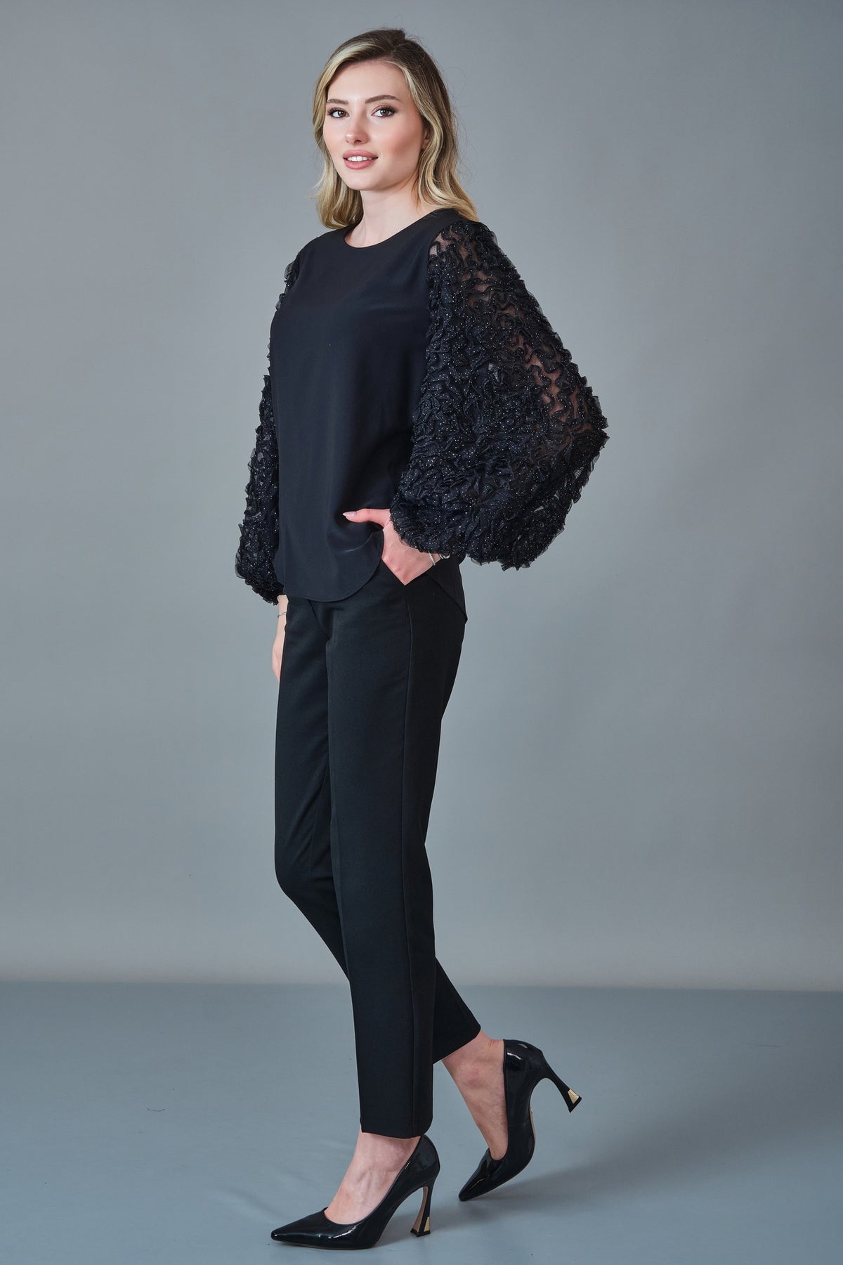 Modalinda - Regular Size Blouse (MDL27K7386B)