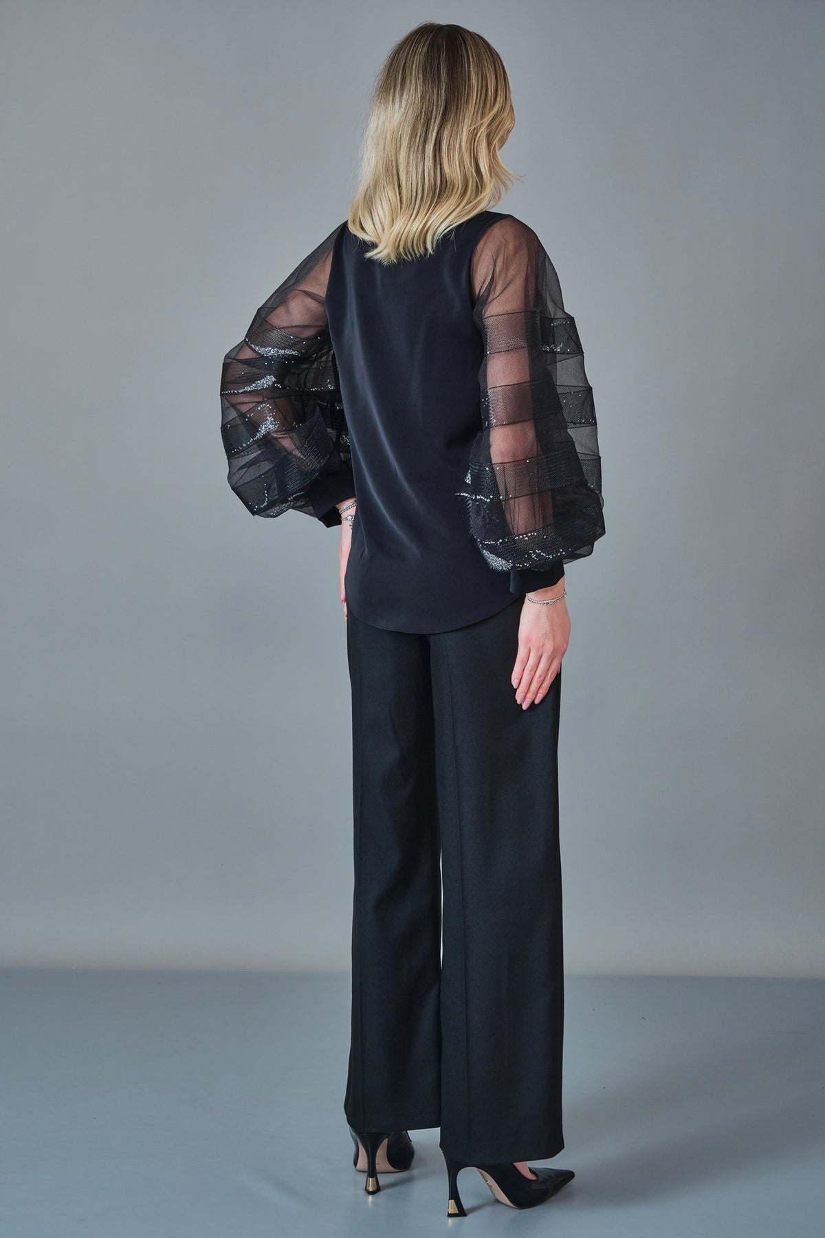 Modalinda - Regular Size Blouse (MDL27K7394)