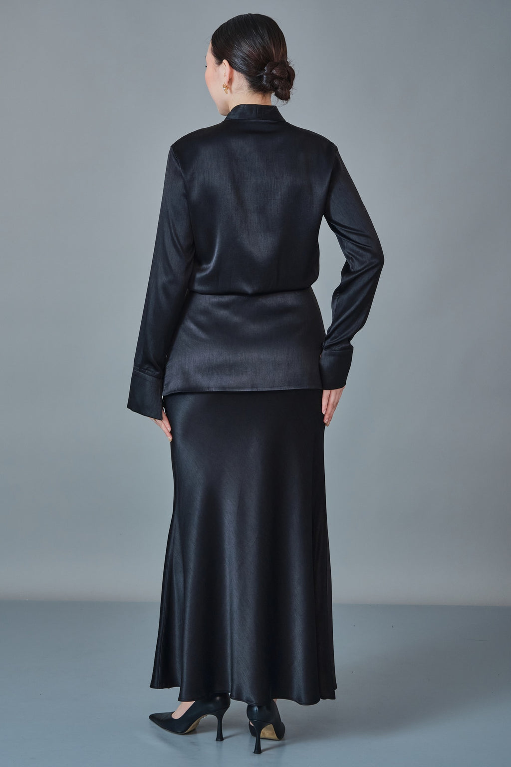 Orient - Regular Size Suit (ORI27K6480)