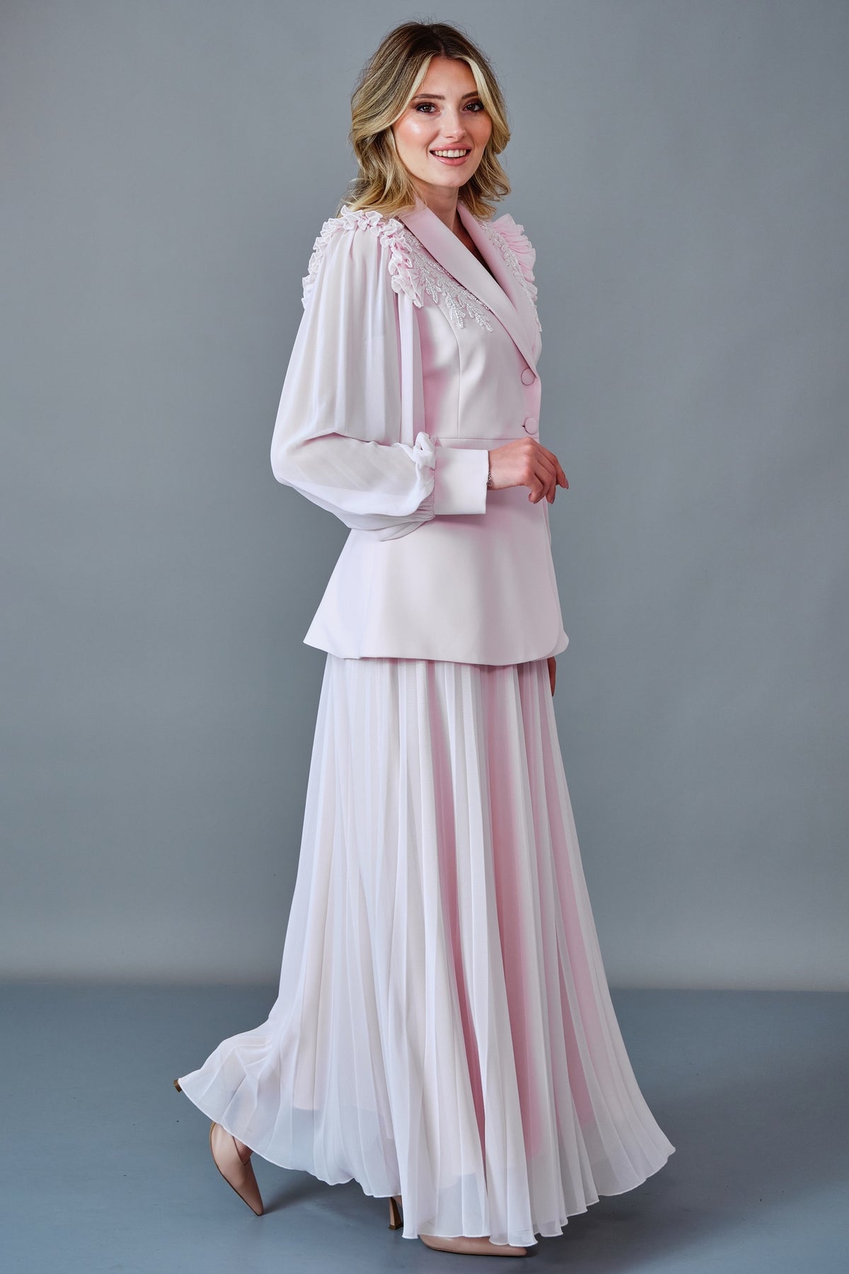 Qne Tu - Regular Size Suit (QNE27K5355)