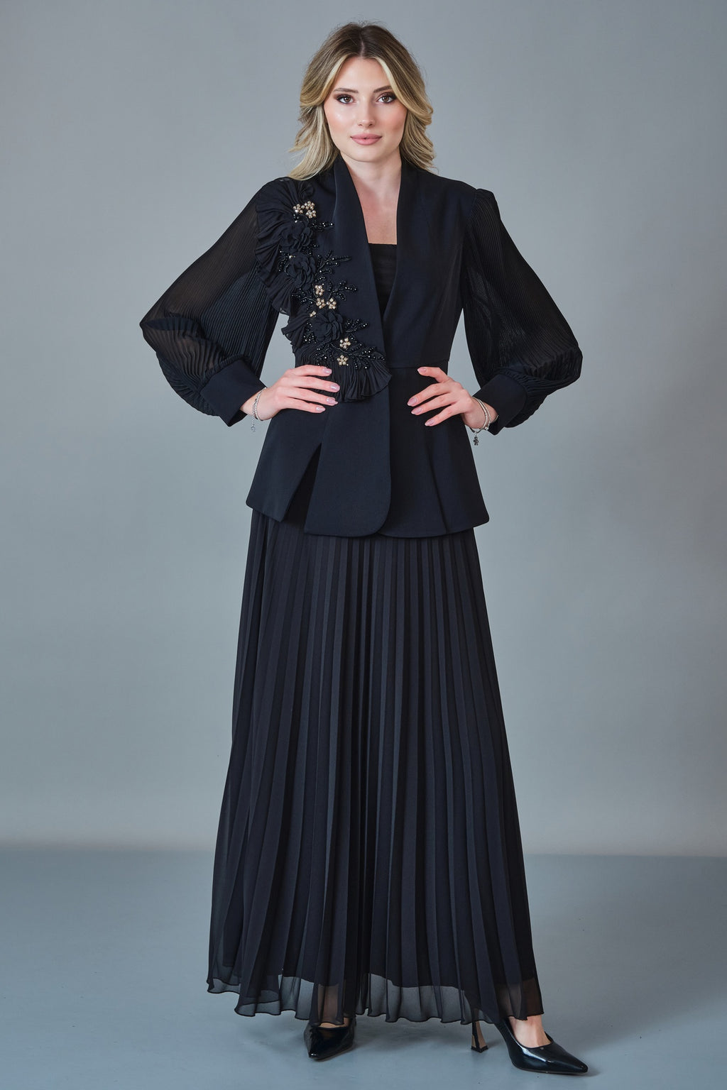 Qne Tu - Regular Size Suit (QNE27K5321)