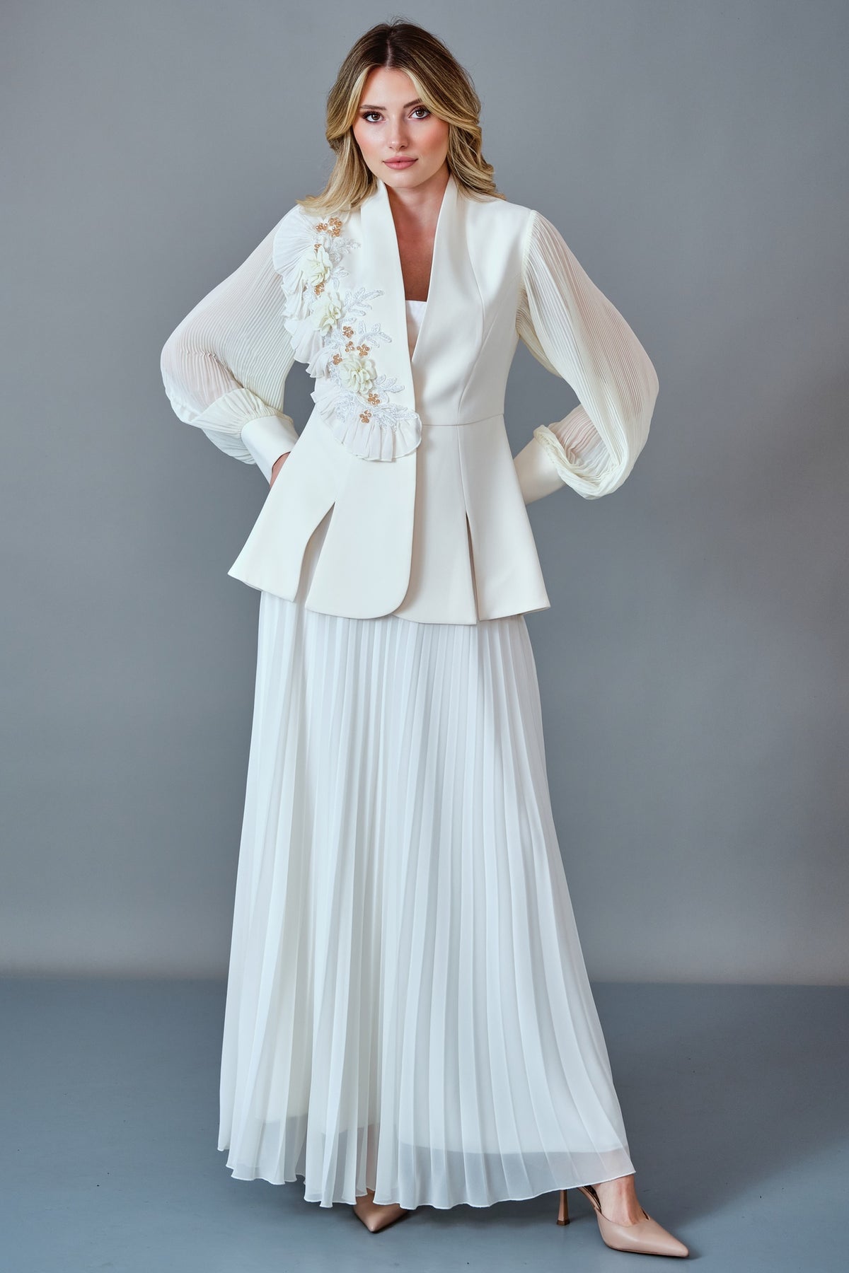 Qne Tu - Regular Size Suit (QNE27K5321)