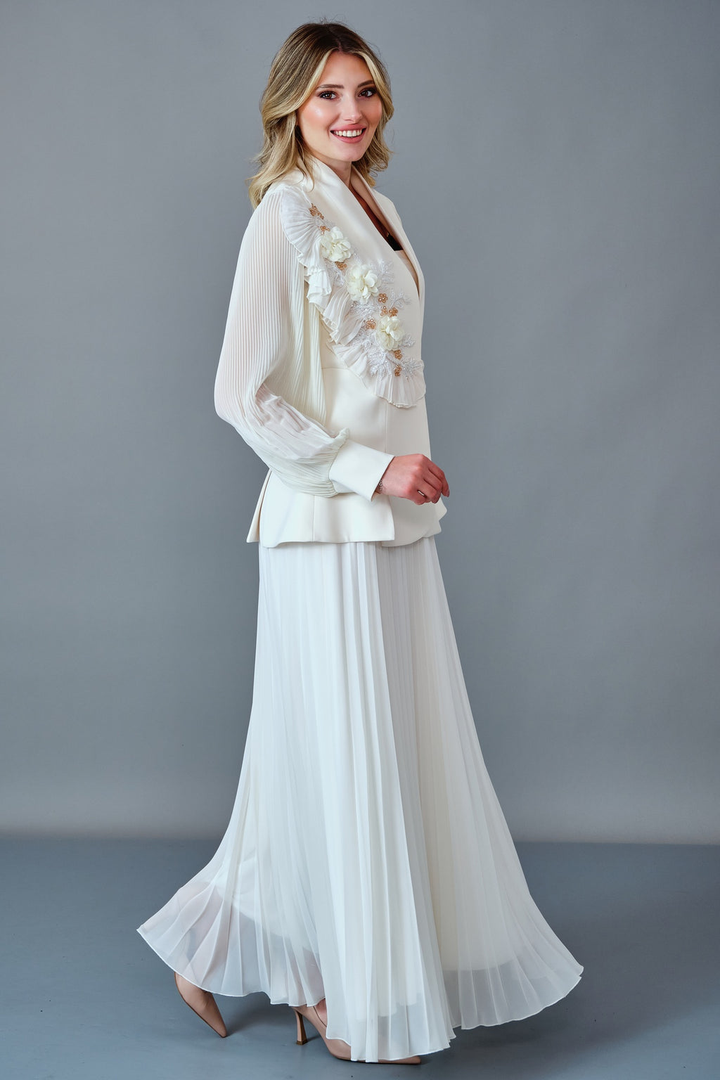 Qne Tu - Regular Size Suit (QNE27K5321)