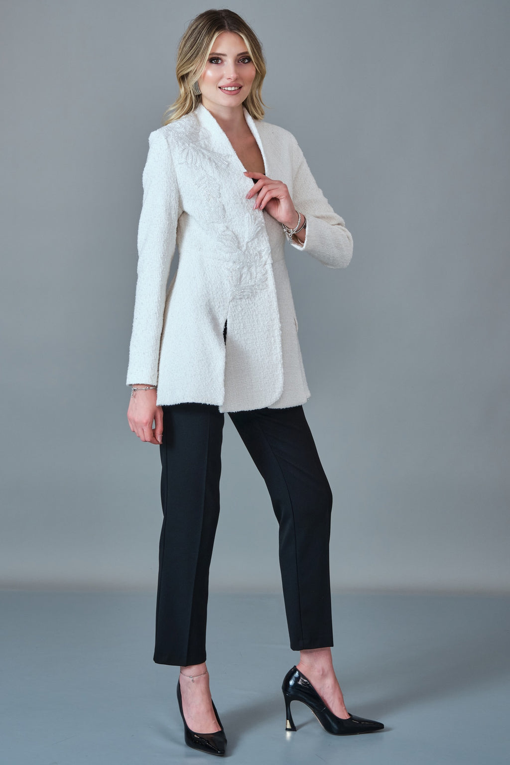 Qne Tu - Regular Size Jacket (QNE27K5357)