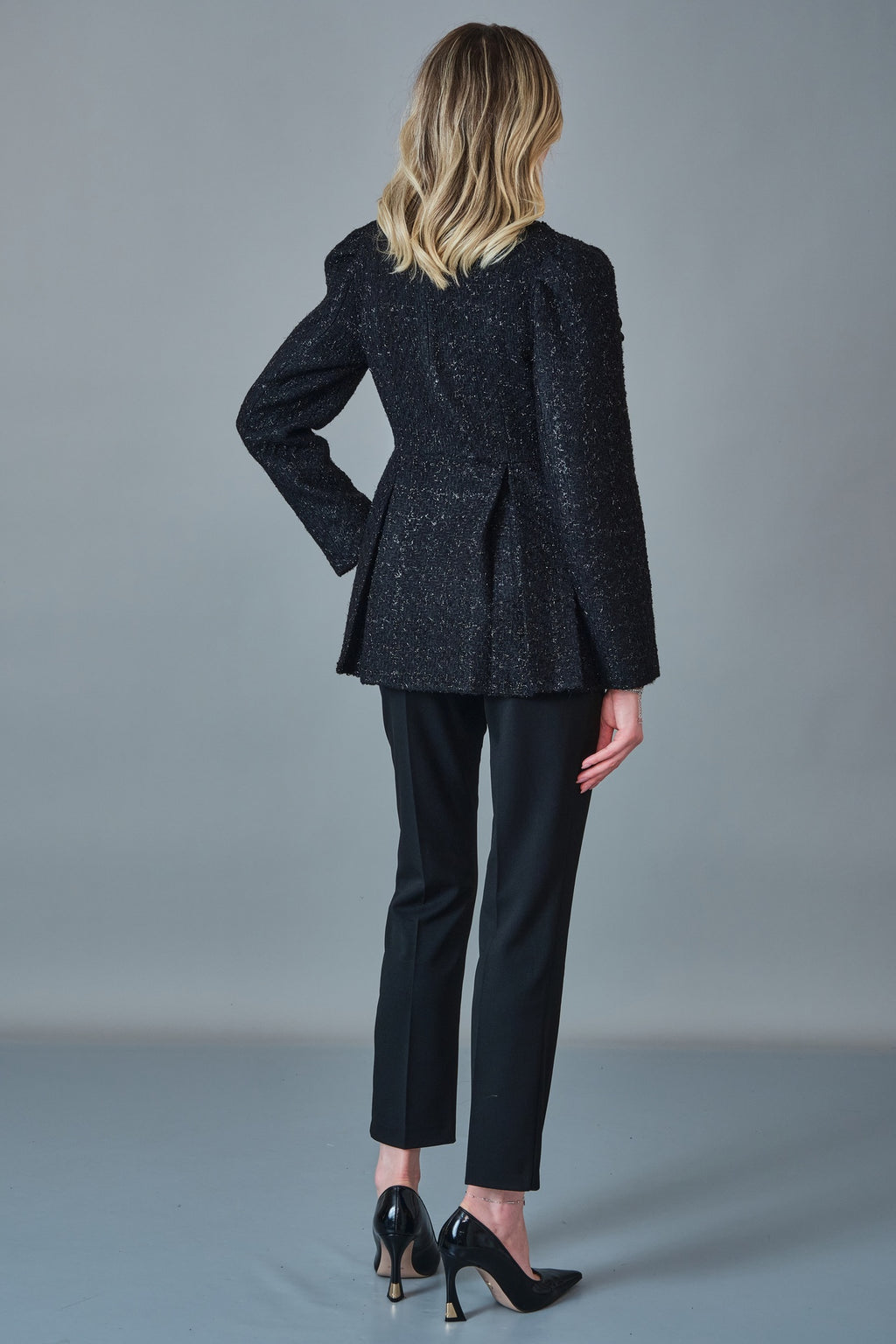Qne Tu - Regular Size Jacket (QNE27K5356)