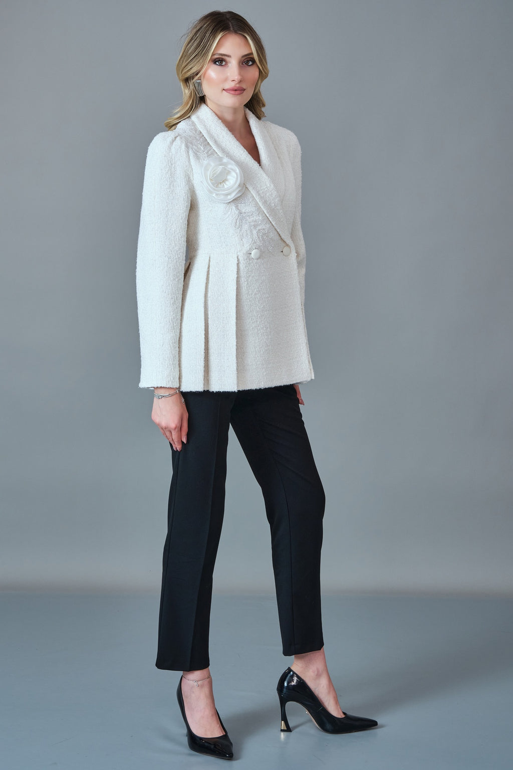 Qne Tu - Regular Size Jacket (QNE27K5356)