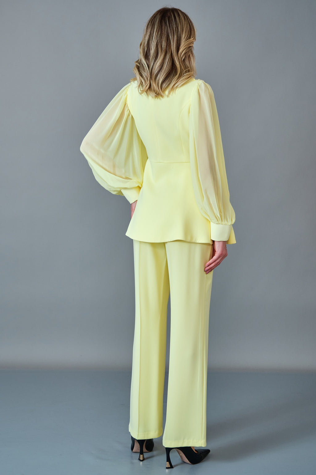 Qne Tu - Regular Size Suit (QNE27K5291)